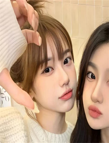 从超级英雄角度解读《女子落语OAD》：的市场表现与观众反响 ——带你领略超级英雄的魅力