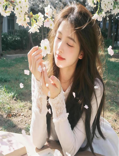 《要听爸爸的话男女8人夏物语》欣赏手册：分析巧妙的镜头语言 获得心灵启迪的实用方法